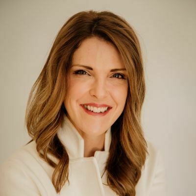 Sarah Roberts Bio